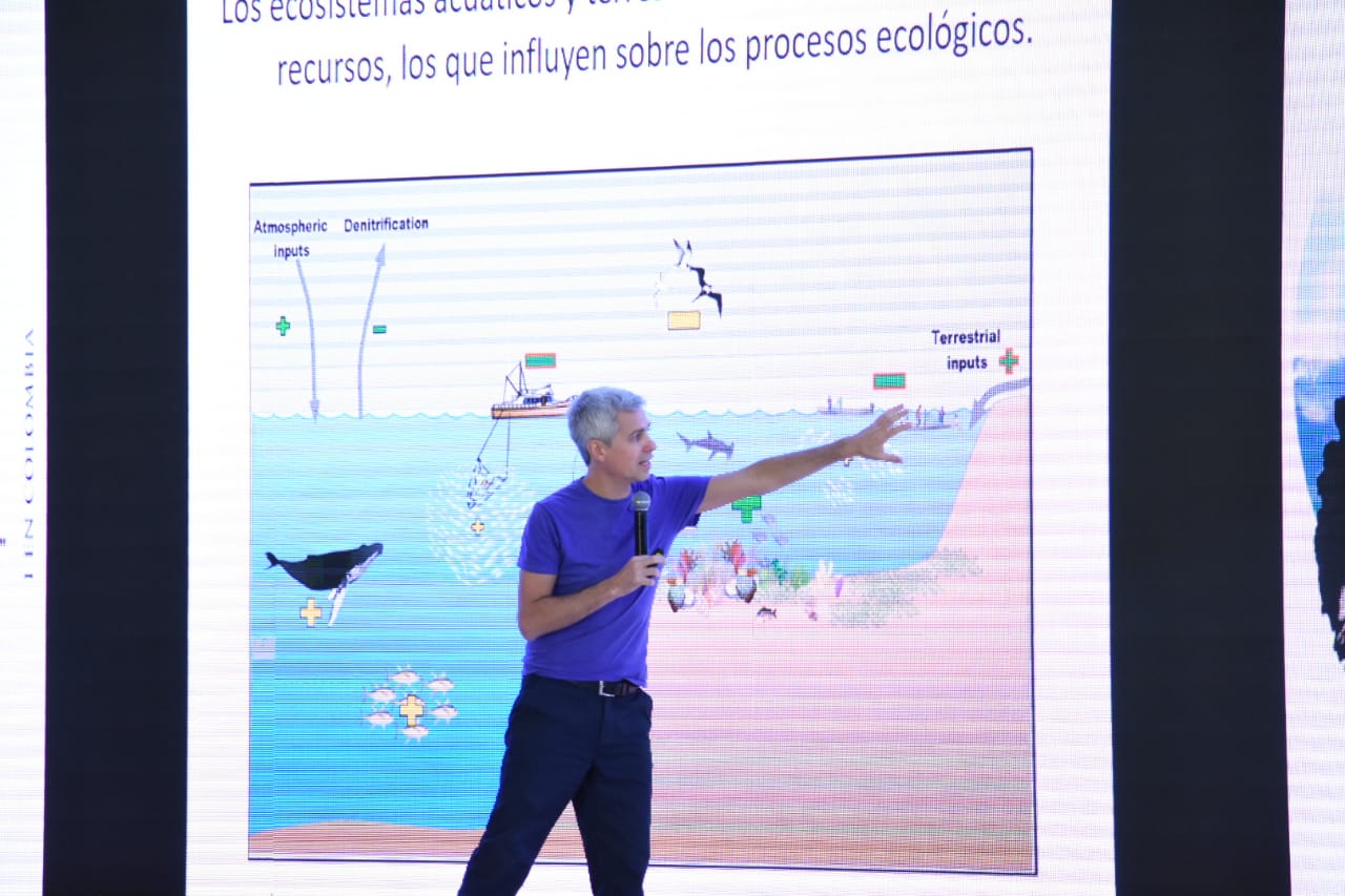 Fotografía de la noticia: Una edición más, el Tercer Congreso Internacional de Cóndor Andino finaliza con éxito